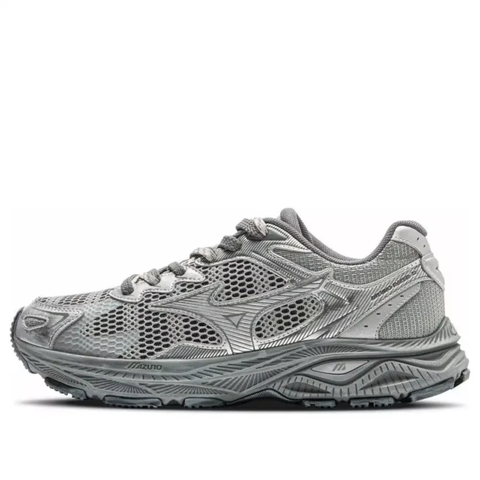 MIZUNO Racer S “Zilvergrijs”