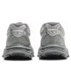 MIZUNO Racer S “Zilvergrijs”