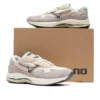 MIZUNO Wave Rider B “Lichtbeige Donkergrijs Mintgroen”