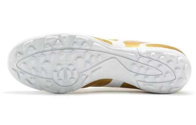 Monarcida Neoii voetbalschoenen goud