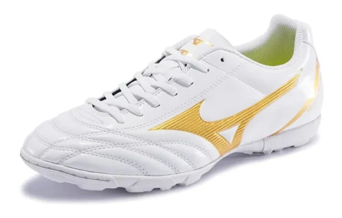 Monarcida Neoii voetbalschoenen wit/goud