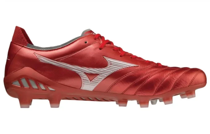 Morelia Neo 3 Japan voetbalschoenen “Passion Red Pack”