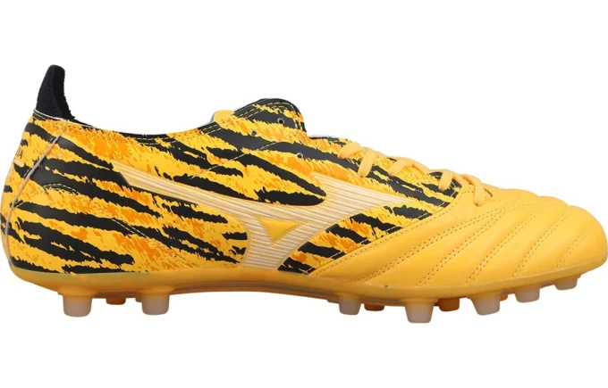Morelia Neo III Pro AG “Geel Zwart”