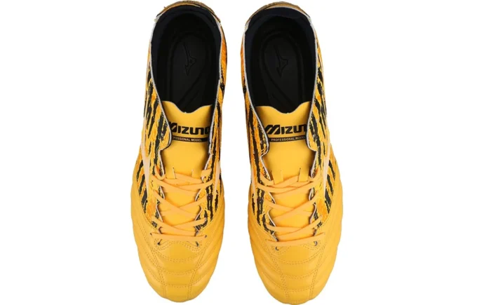 Morelia Neo III Pro AG “Geel Zwart”