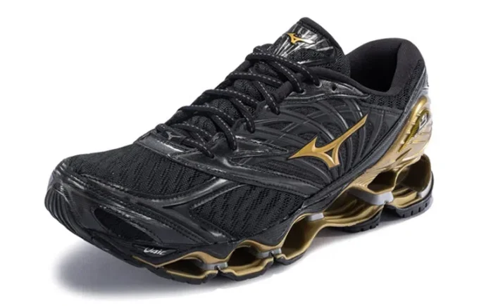 Prophecy 8 NOVA Zwart/Goud