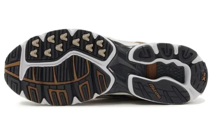Wave Rider 10 “Bruin Zwart Wit”
