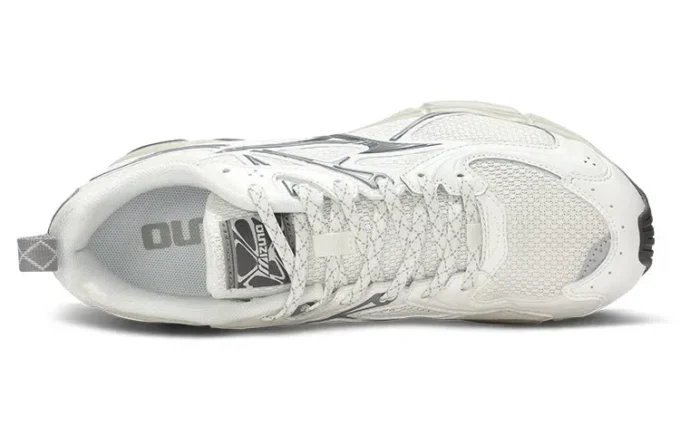 Wave Rider 10 “Wit Grijs”