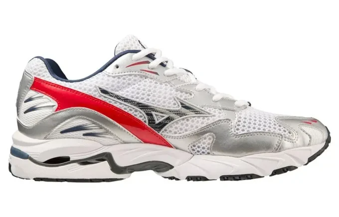Wave Rider 10 “Wit Zilver Rood”